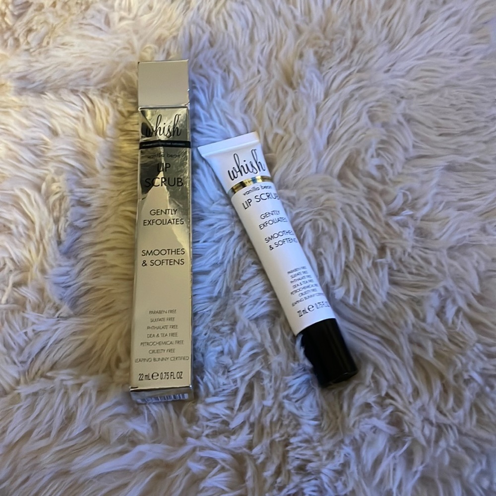 BNIB Whish Vanilla Lip Scrub